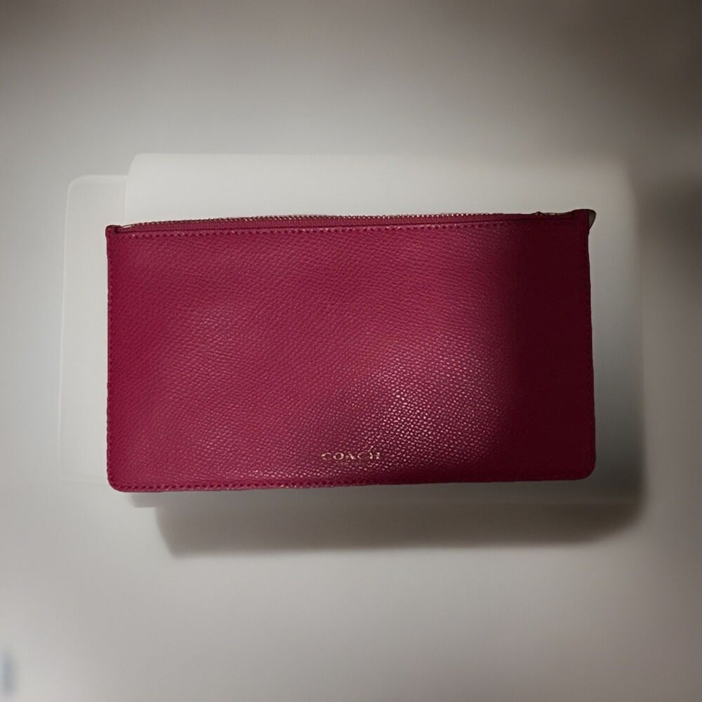 COACH Pouch Clutch Wallet Flat Accessory Zipper Bright Pink Fuchsia 9.5 x 4.5"